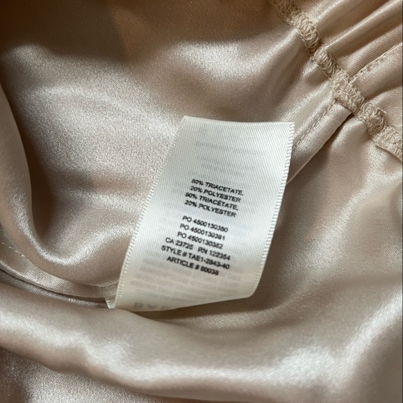 Babaton Laval Blouse - Picture 8 of 10